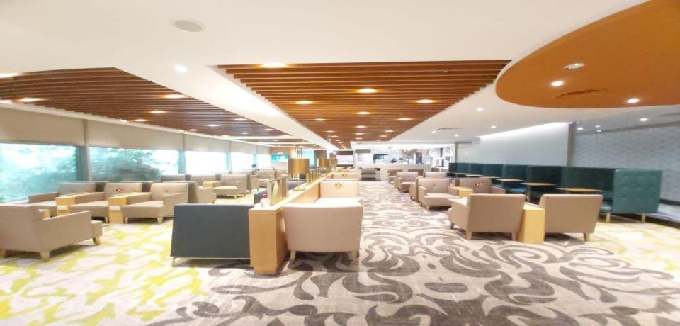 Ambassador Transit Lounge Terminal 3 Hotel Singapore Exterior photo